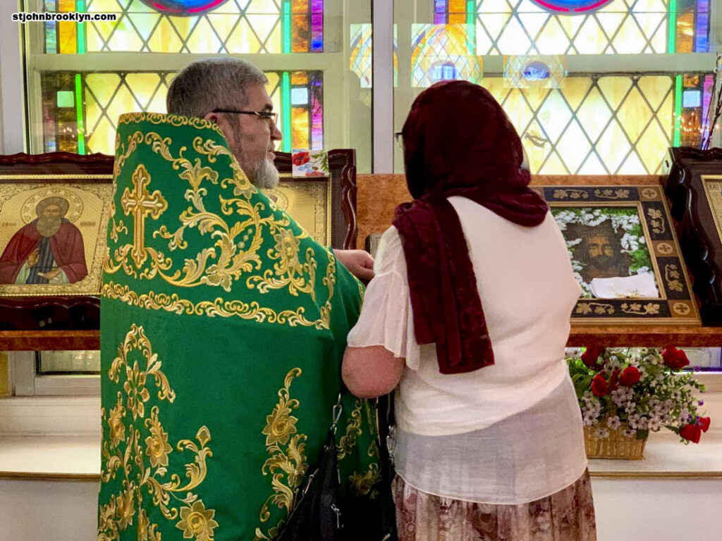 На Троицкую поминальную субботу в Бруклинском соборе освящен новый уникальный панихидный стол