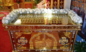 Святыни Бруклинского собора - уникальный ковчег с мощами 115 святых