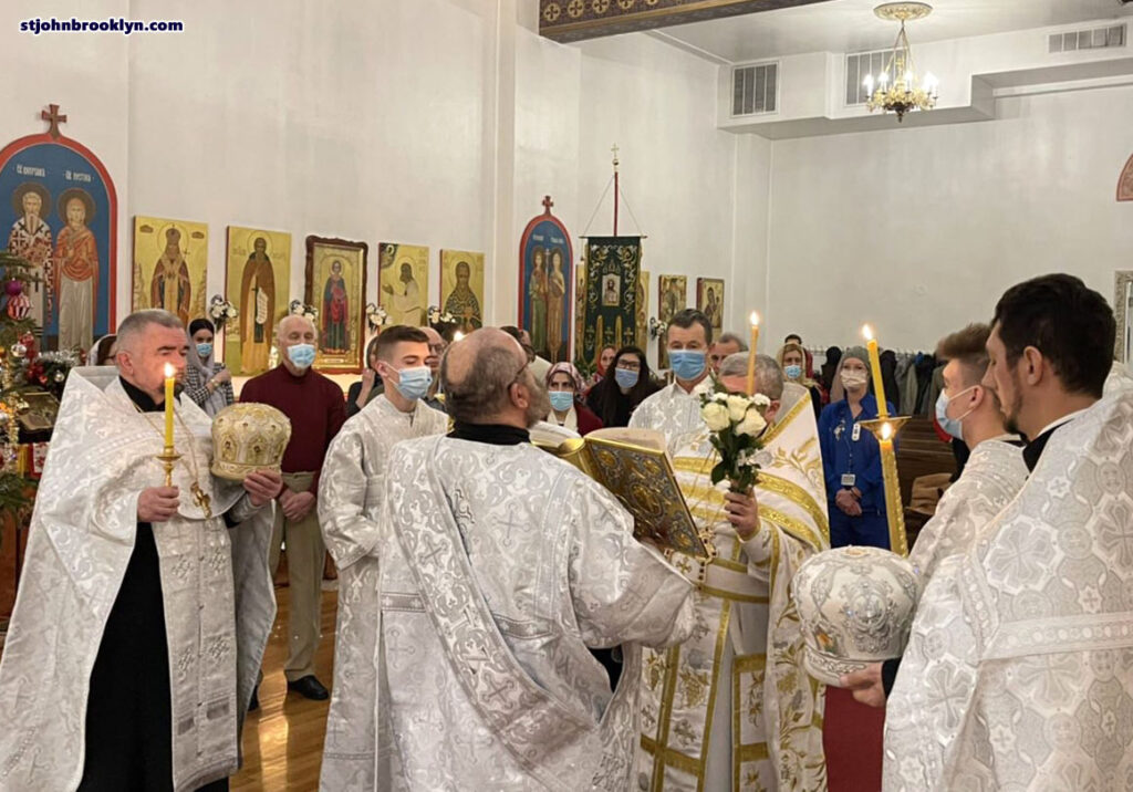На праздник Рождества Христова в Бруклинском соборе совершили две Божественные литургии