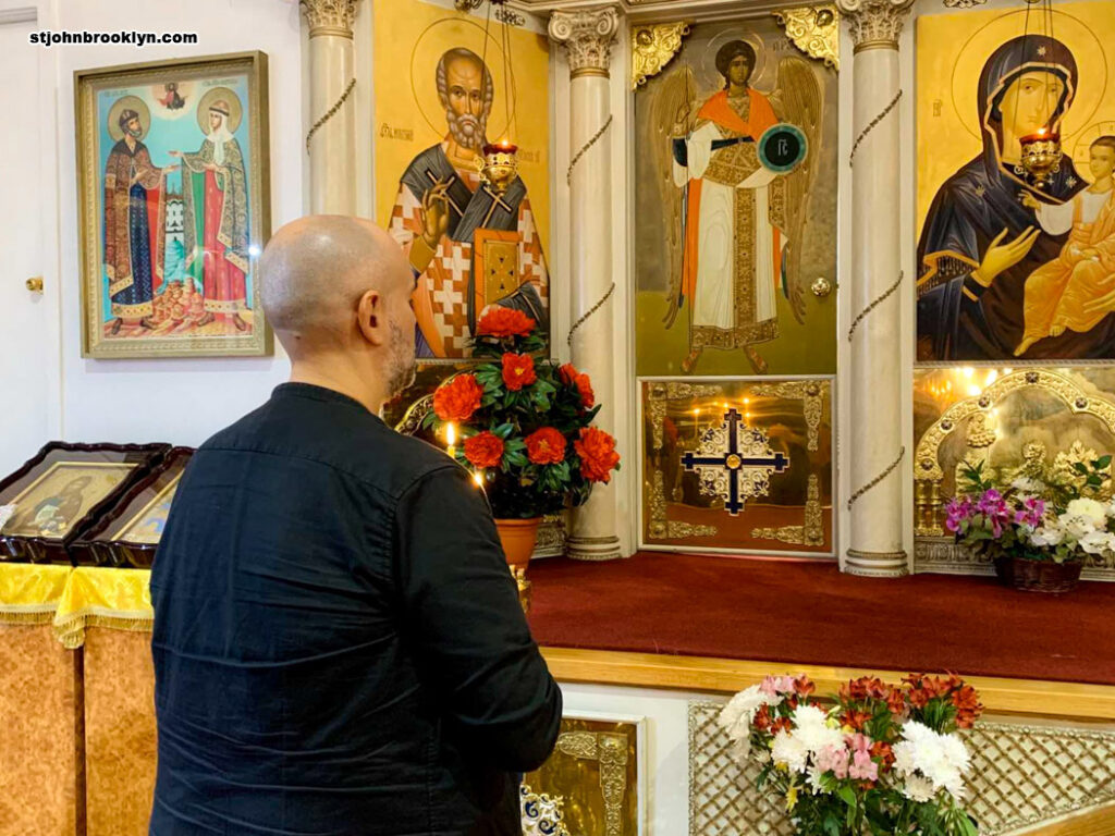 «Кресту Твоему, покланяемся Владыко» - в Иоанно-Предтеченской церкви в Бруклине отметили праздник Крестовоздвижения