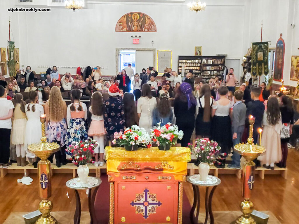 Ко дню святого Николая ученики воскресной школы Бруклинского собора подготовили концерт