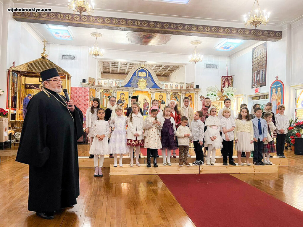 Воспитанники детской школы выступили с концертом ко Дню святого Николая