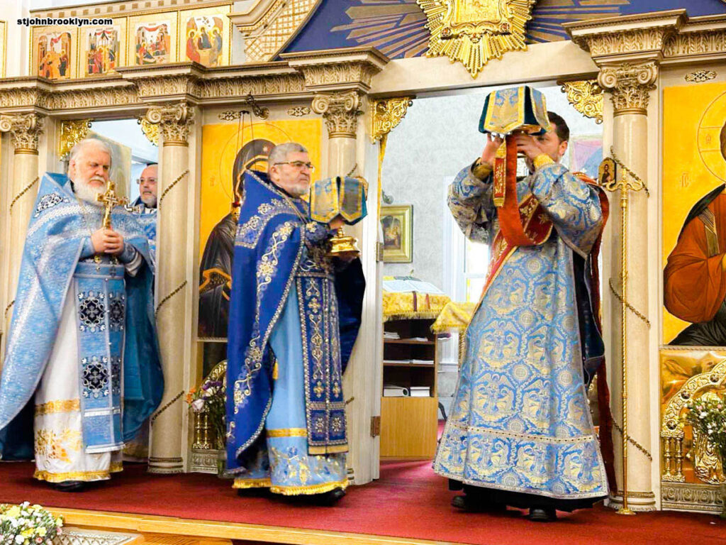 В Бруклинском соборе молитвенно отметили праздник в честь Иверского образа Пресвятой Богородицы