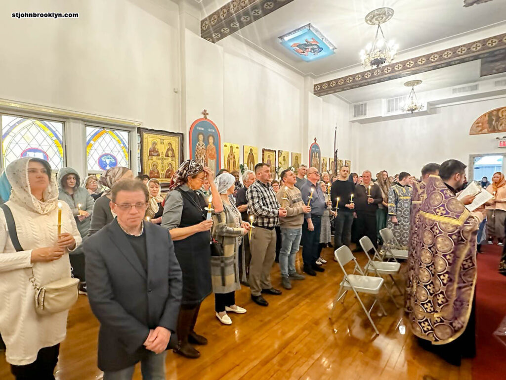 В Православной церкви в Бруклине совершили Таинство Соборования