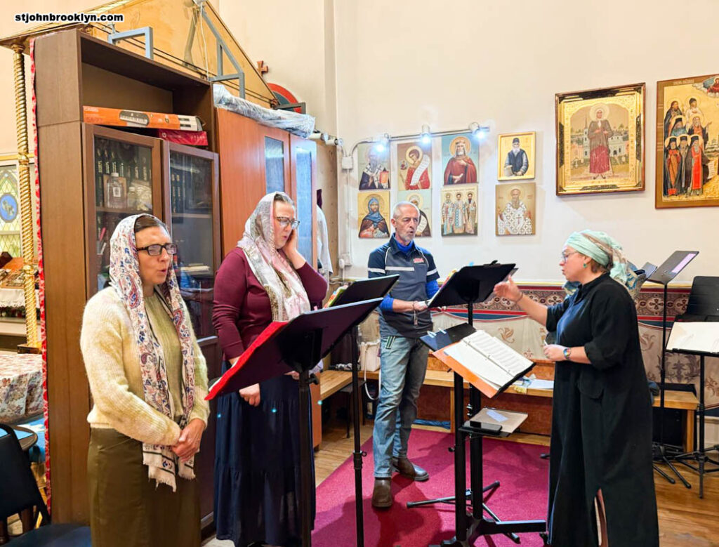 Праздник Покрова Божией Матери отметили в православной церкви в Бруклине