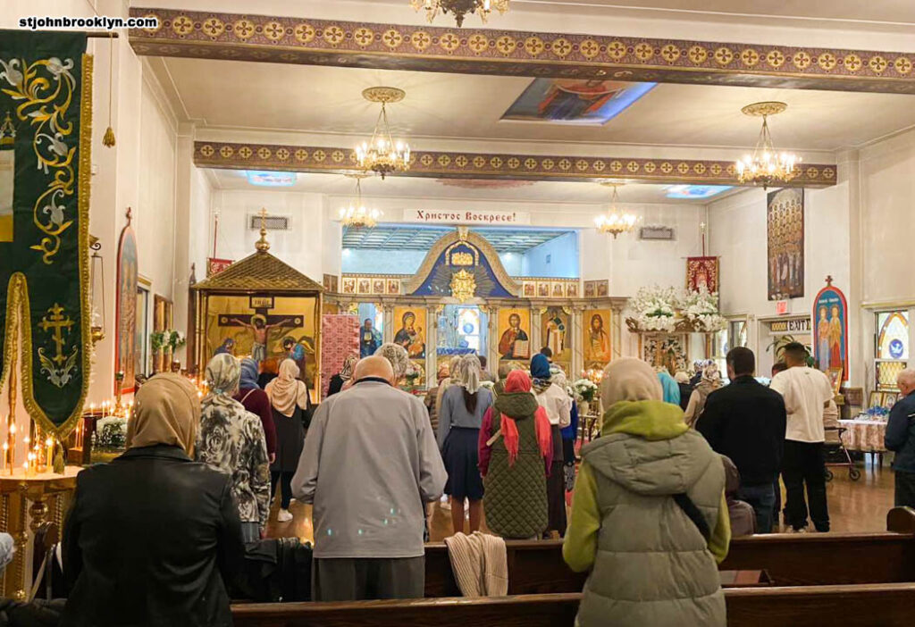 Праздник Покрова Божией Матери отметили в православной церкви в Бруклине