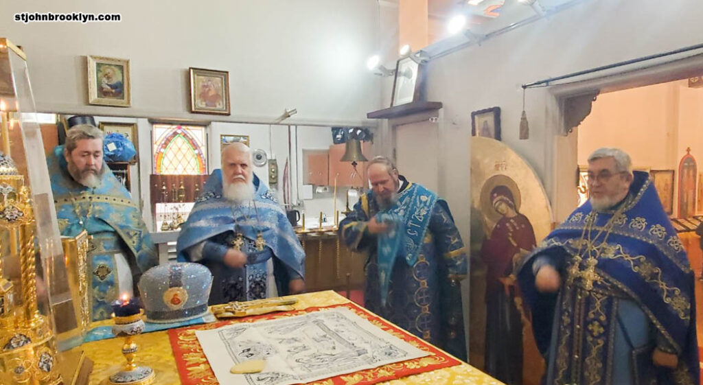 В православной церкви в Бруклине отметили Введение во храмПресвятой Богородицы