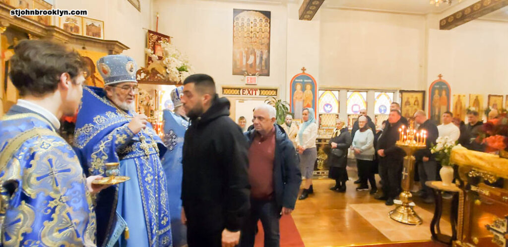 В православной церкви в Бруклине отметили Введение во храмПресвятой Богородицы