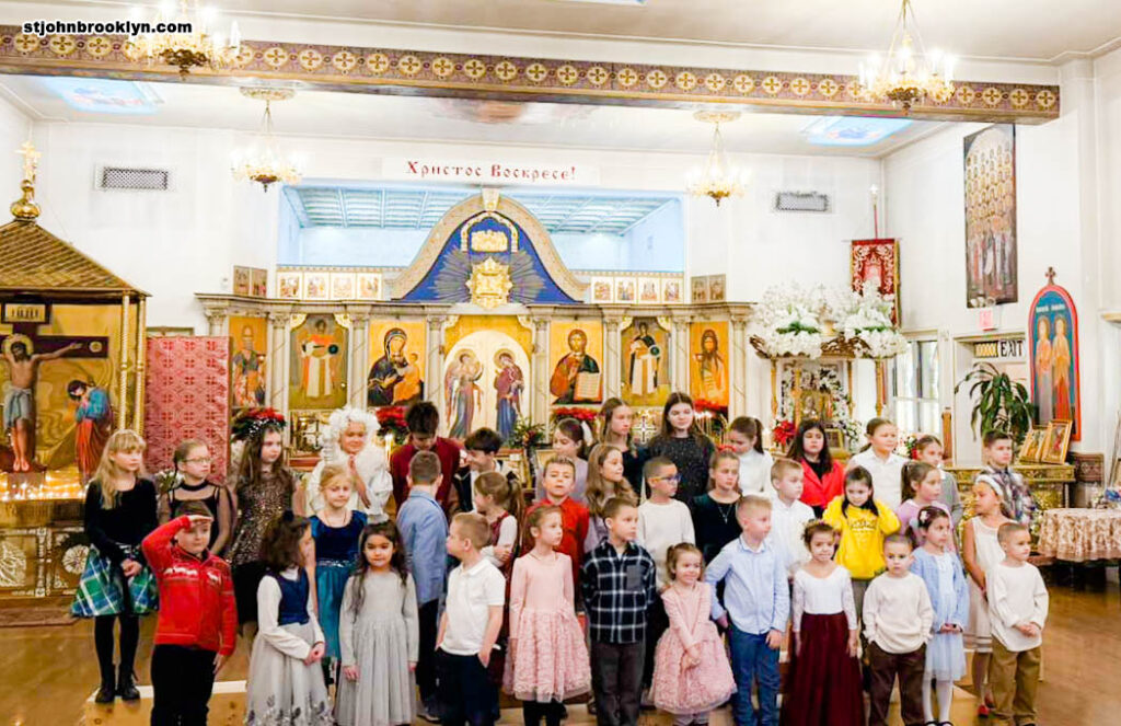 Воспитанники детской православной школы в Бруклине подготовили концерт ко дню святого Николая