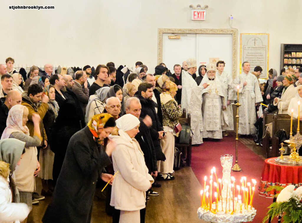 Праздничными богослужениями в Иоанно-Предтеченском соборе в Бруклине отметили Рождество Христово