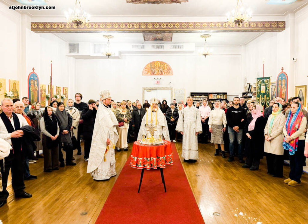 Праздничными богослужениями в Иоанно-Предтеченском соборе в Бруклине отметили Рождество Христово