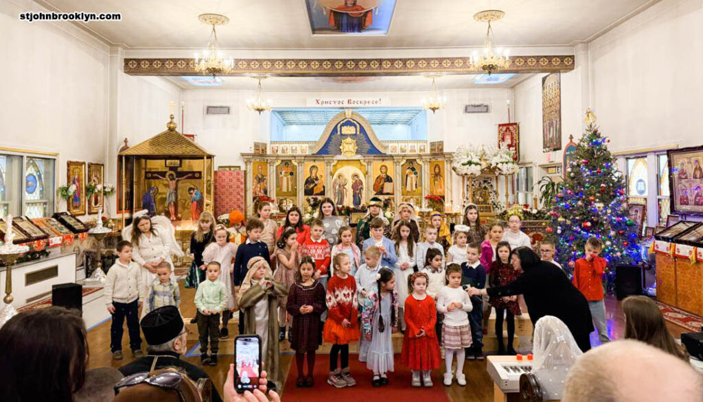 Детский рождественский праздник в воскресной школе прп. Сергия Радонежского в Бруклине
