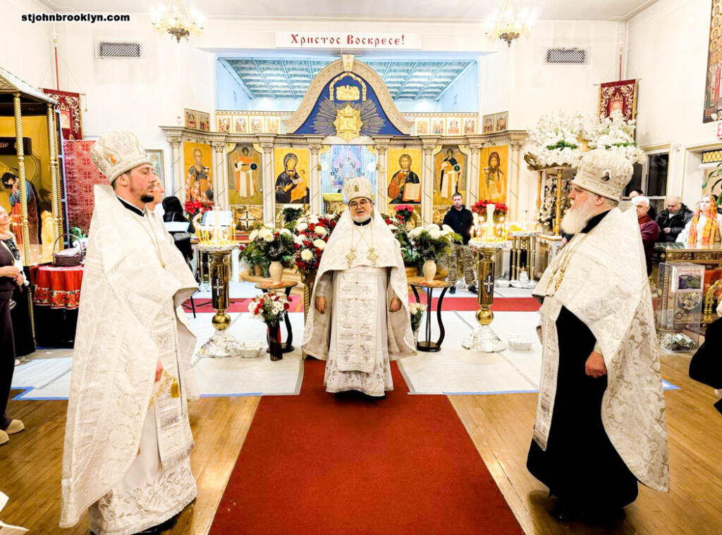 Праздничными богослужениями в Иоанно-Предтеченском соборе в Бруклине отметили Рождество Христово