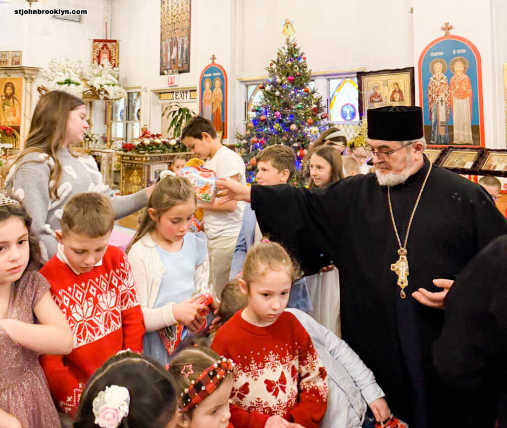 Детский рождественский праздник в воскресной школе прп. Сергия Радонежского в Бруклине