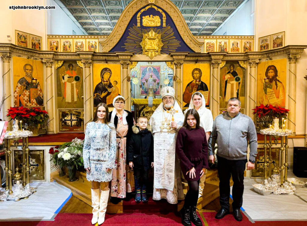 Праздничными богослужениями в Иоанно-Предтеченском соборе в Бруклине отметили Рождество Христово