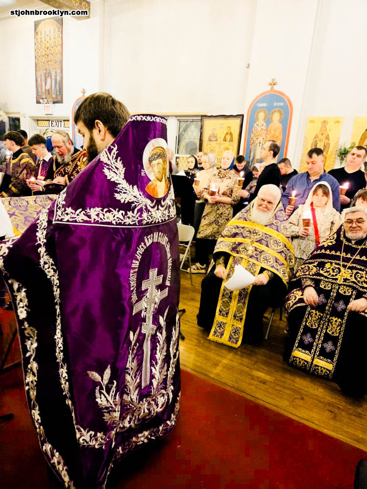 В православной церкви в Бруклине совершено Таинство Соборования