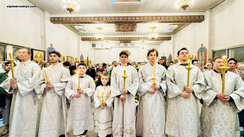 Пасха в Бруклине: Светлое Христово Воскресение торжественно отметили в Иоанно-Предтеченском соборе