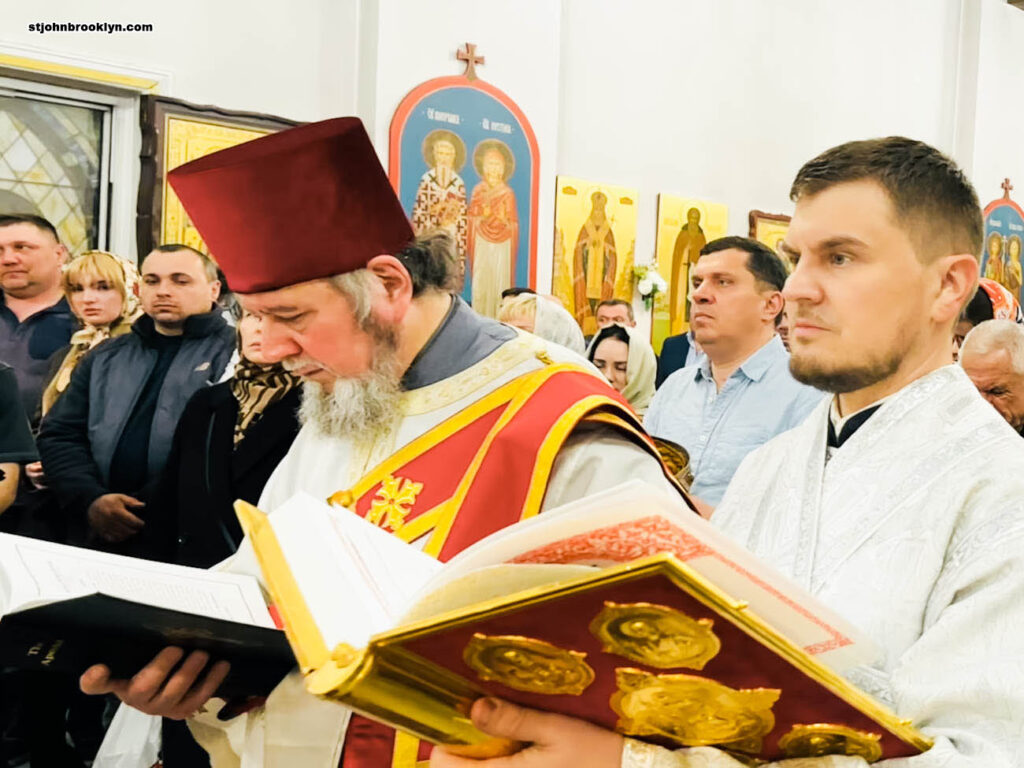 Пасха в Бруклине: Светлое Христово Воскресение торжественно отметили в Иоанно-Предтеченском соборе