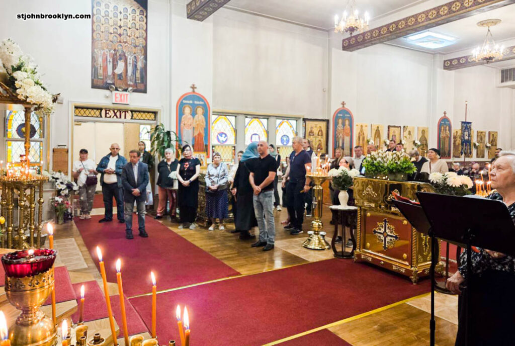 В Иоанно-Предтеченском соборе Бруклина совершена Божественная литургия в 6-ю неделю по Пасхе