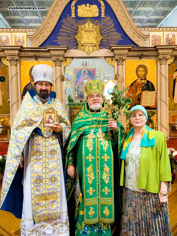 В Иоанно-Предтеченском соборе в Бруклине молитвенно отметили праздник Святой Троицы — Пятидесятницу