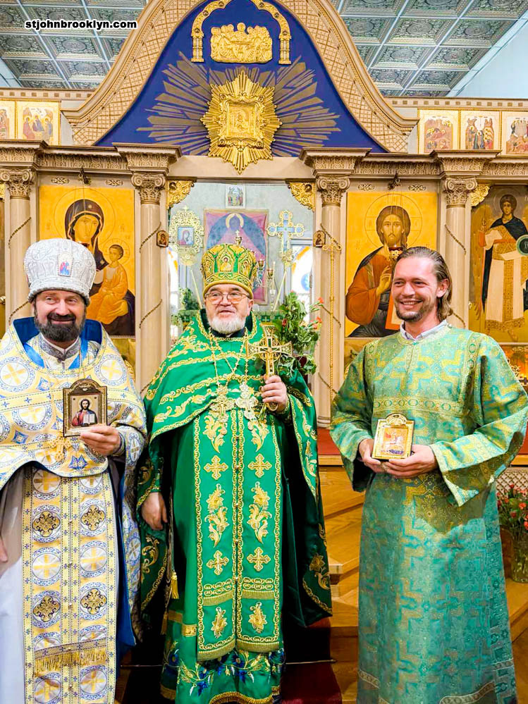 В Иоанно-Предтеченском соборе в Бруклине молитвенно отметили праздник Святой Троицы — Пятидесятницу