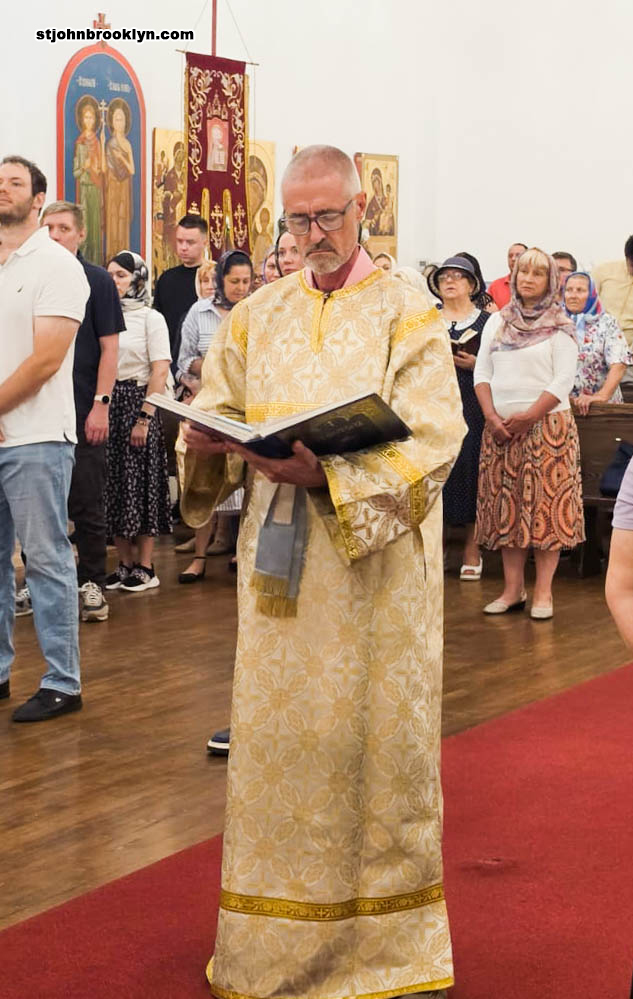 Православная церковь в Бруклине: Божественная литургия в 7-ю неделю по Пятидесятнице