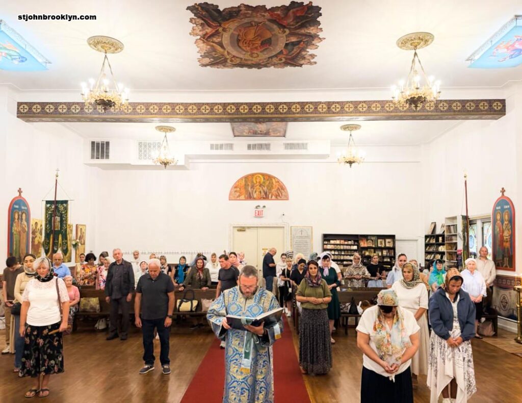 Праздник Успения Пресвятой Богородицы отметили в православном соборе в Бруклине