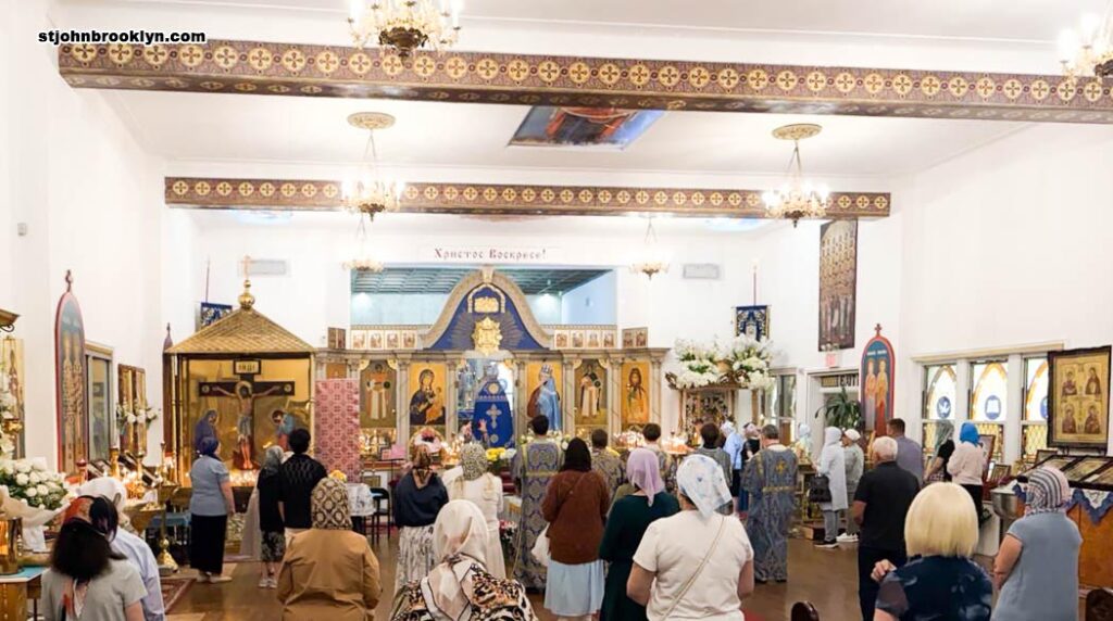 Праздник Успения Пресвятой Богородицы отметили в православном соборе в Бруклине